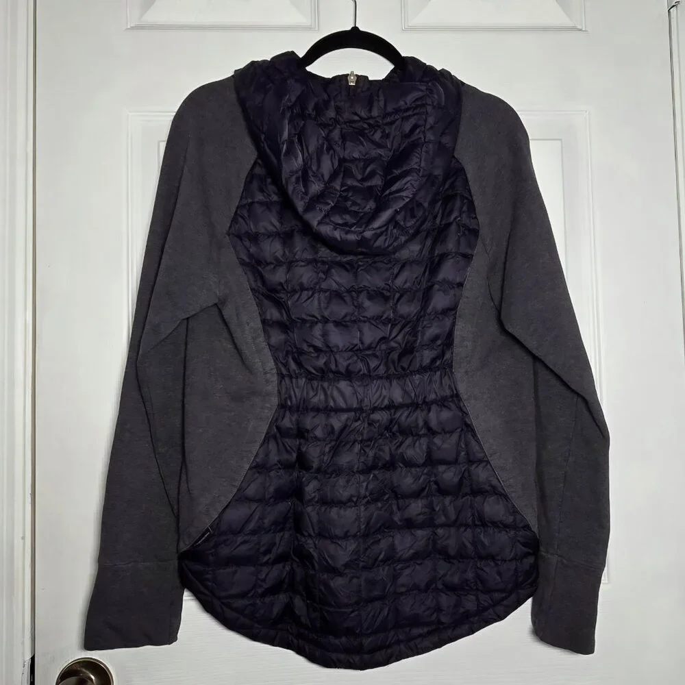 The North Face Women's Black and Charcoal Ski Jacket - Picture 3 of 8